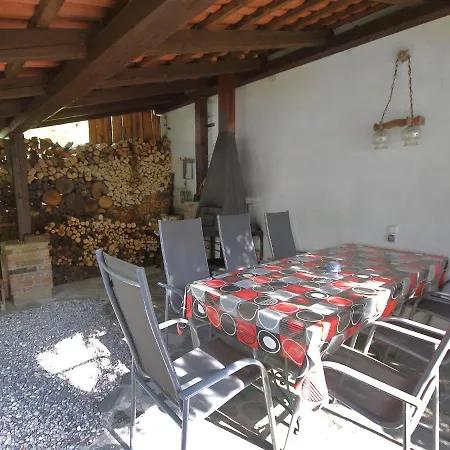 Hlásná Třebáň Apartamento *
