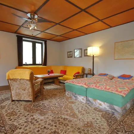 Apartamento Hlásná Třebáň *