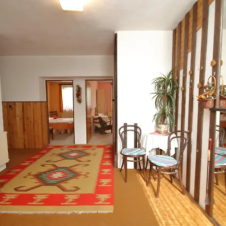 Apartamento Hlásná Třebáň